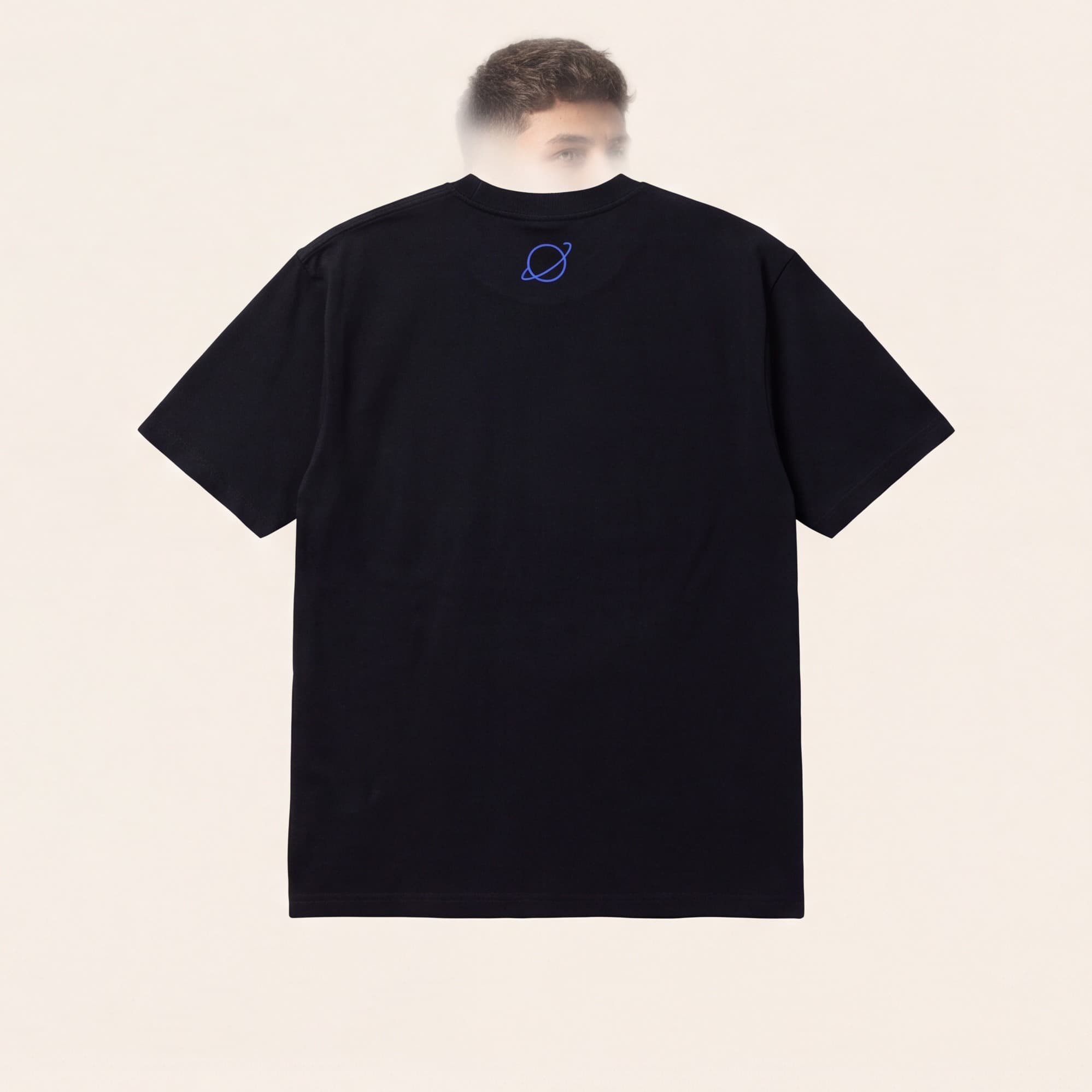 Camiseta Gráfica KNTC Vector